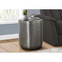 Accent Table - 22"H / Silver Grey Iron Metal End Table