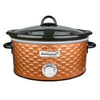 Brentwood Scallop Pattern 4.5 Quart Slow Cooker - Gold