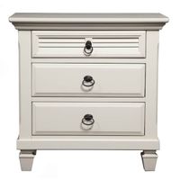 Gracewood Hollow Gregory White Pine Wood 3-drawer Nightstand - 3-drawer - White