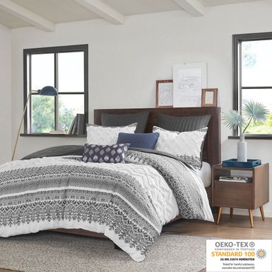 Gray Mila 3 Piece Cotton Duvet Cover Set with Chenille Tufting Full/Queen