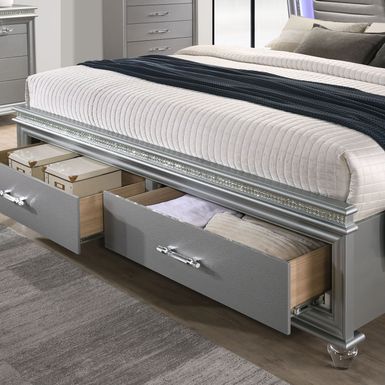 Contemporary Wood Queen Bed with LED in Silver