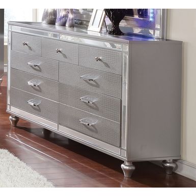 Contemporary Solid Wood 7-Drawer Dresser in Silver