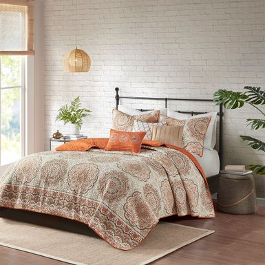 Orange Tangiers 6 Piece Reversible Quilt Set with Throw Pillows Full/Queen