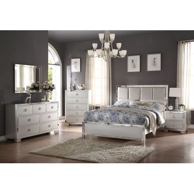 ACME Voeville II Queen Bed, Platinum Synthetic Leather & Platinum