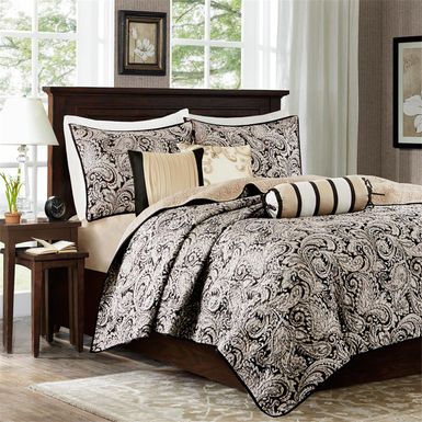 Black Aubrey 6 Piece Jacquard Quilt Set with Throw Pillows, King/Cal King