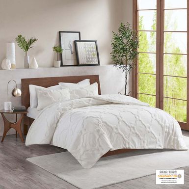 Off-White Pacey 3 Piece Tufted Cotton Chenille Geometric Comforter Set Full/Queen