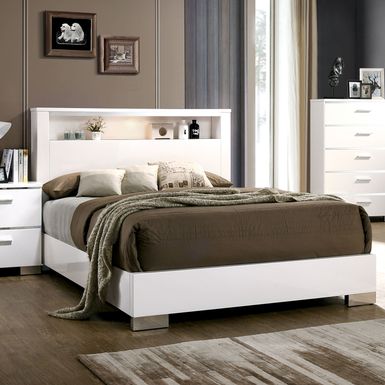 Modern Wood Eastern King Bed in Glossy White