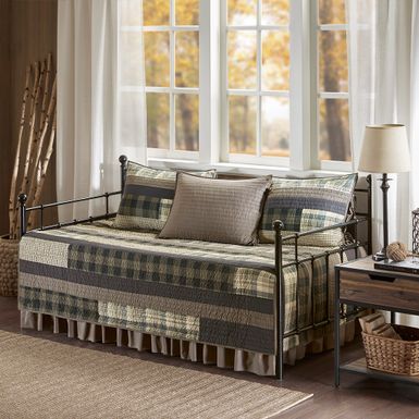 Tan Winter Plains 5 Piece Day Bed Cover Set Daybed