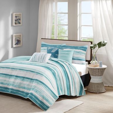 Aqua Marina 6 Piece Printed Quilt Set with Throw Pillows King/Cal King