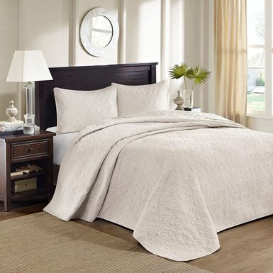 Cream Quebec Reversible Bedspread Set Queen