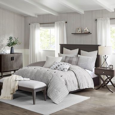 Gray Essence Oversized Cotton Clipped Jacquard Comforter Set with Euro Shams and Throw Pillows King