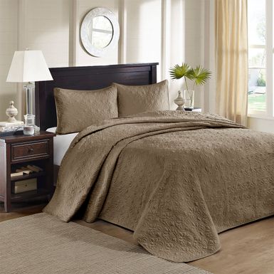 Mocha Quebec Reversible Bedspread Set Queen