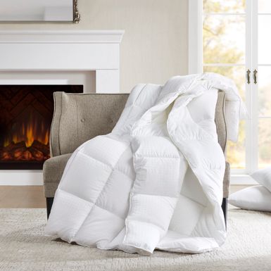 White Signature Dobby Cotton Down Alternative Comforter King/Cal King