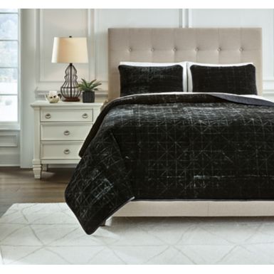 Dairick Queen Quilt Set