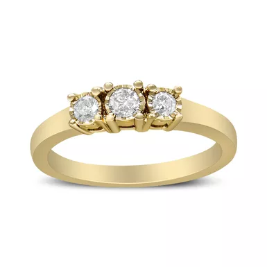 image of 14K Yellow Gold Plated .925 Sterling Silver 1/4 Cttw Diamond 3 Stone Illusion Plate Ring (J-K Color, I1-I2 Clarity) - Choice of size with sku:018673r600-luxcom