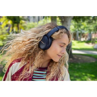 Alt View Zoom 11. Bose - QuietComfort 45 Wireless Noise Cancelling Over-the-Ear Headphones - Midnight Blue