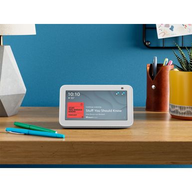 Alt View Zoom 15. Amazon - Echo Show 5 (2nd Gen, 2021 release) | Smart display with Alexa and 2 MP camera - Glacier White