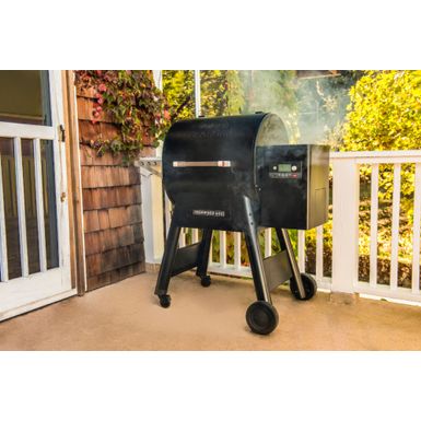 Alt View Zoom 12. Traeger Grills - Ironwood 650 Pellet Grill and Smoker with WiFire - Black
