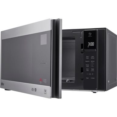 Alt View Zoom 14. LG - NeoChef 0.9 Cu. Ft. Compact Microwave with EasyClean - Stainless steel