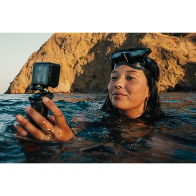 Alt View Zoom 17. GoPro - HERO11 Black Action Camera - Black