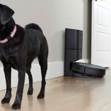 Alt View Zoom 18. iRobot - Roomba i3+ EVO (3550) Wi-Fi Connected Self Emptying Robot Vacuum - Neutral