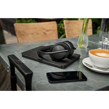 Alt View Zoom 19. Bose - Headphones 700 Wireless Noise Cancelling Over-the-Ear Headphones - Triple Black
