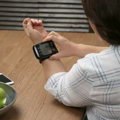 image of Omron - 7 Series - Wireless Wrist Blood Pressure Monitor - Black/Gray with sku:bb21314998-bestbuy