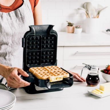Waring WMB400X Mini Belgian Waffle Maker Single Bakes (4)