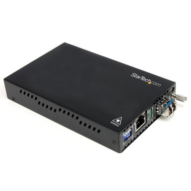 image of StarTech 1000 Mbps Gigabit Multi Mode LC Fiber Media Converter, 550m Maximum Transfer Distance with sku:stet91000lc2-adorama