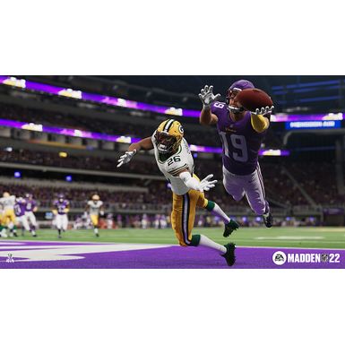 Alt View Zoom 20. Madden NFL 22 Standard Edition - PlayStation 4