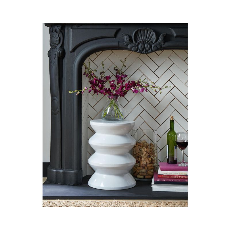 Lakiness Stool
