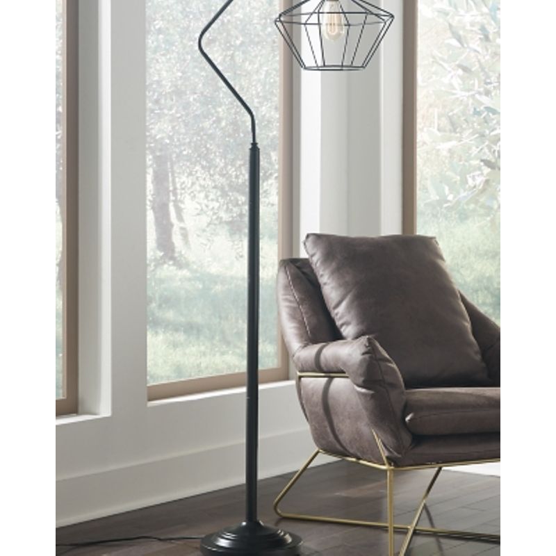 Black Makeika Metal Floor Lamp (1/CN)