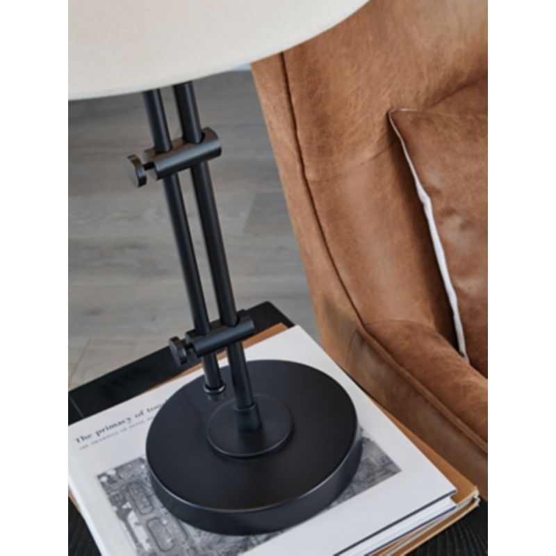 Baronvale Metal Table Lamp (1/CN)