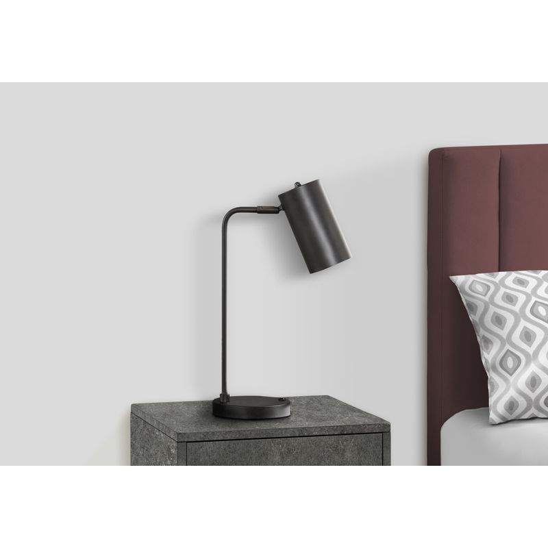 Lighting - 18"H Table Lamp Grey Metal / Grey Shade / USB