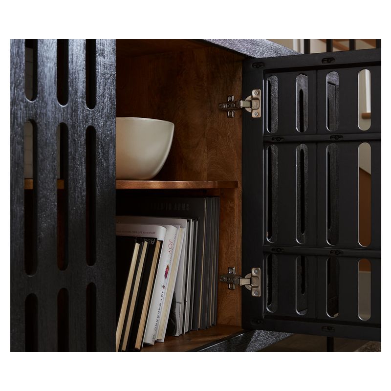 Vallisburg Accent Cabinet