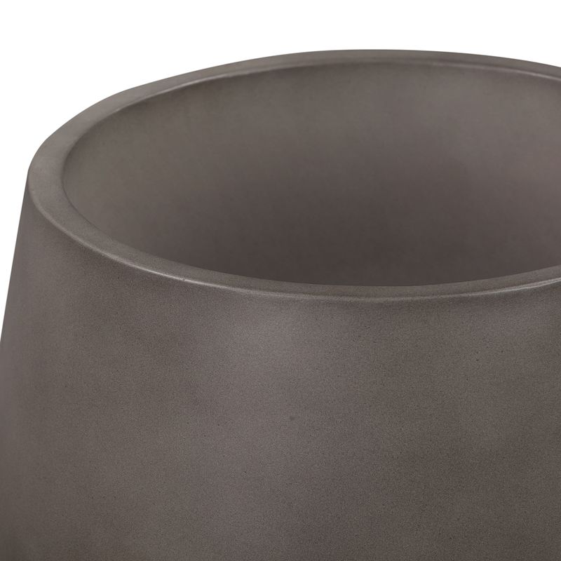 Amethyst Medium Round Lightweight Concrete Indoor or Outdoor Planter in Gray