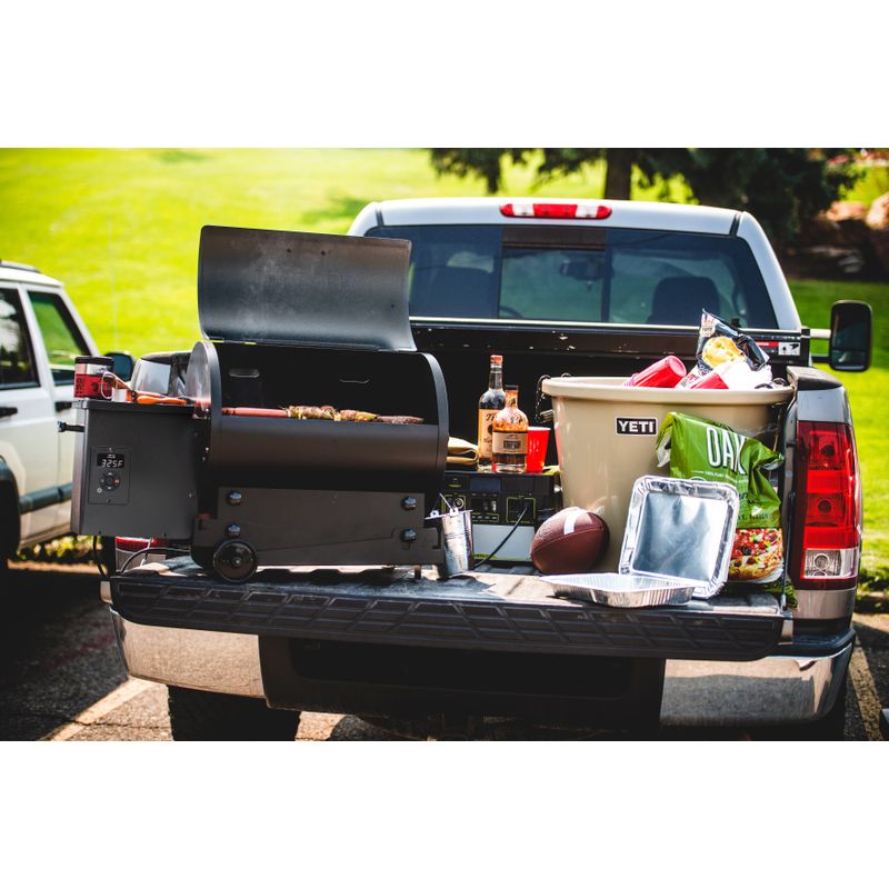 Traeger - Tailgater Pellet Grill Black