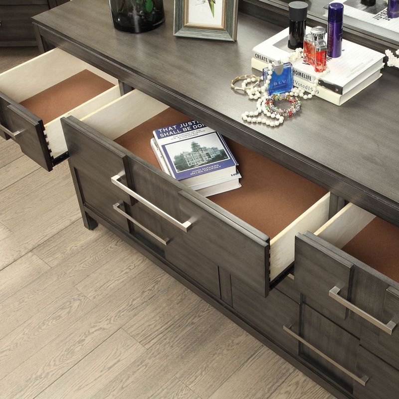 Transitional Solid Wood 7-Drawer Dresser in Gray