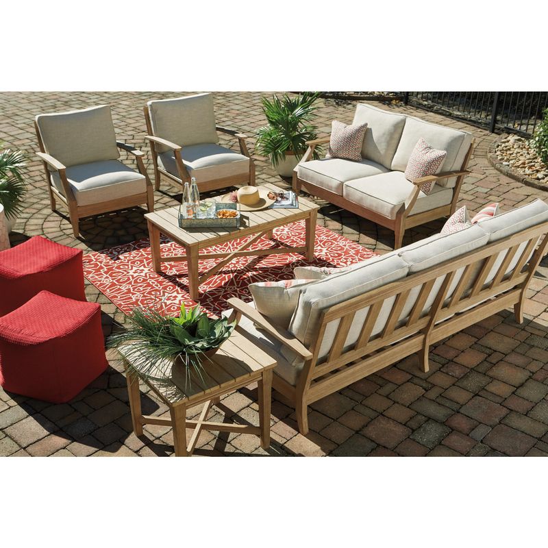 Clare View Sofa with Cushion