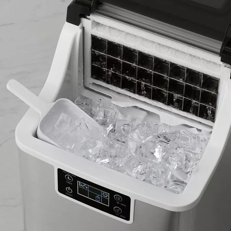Insignia&trade; - Portable Clear Ice Maker with Auto Shut-off - Stainless Steel