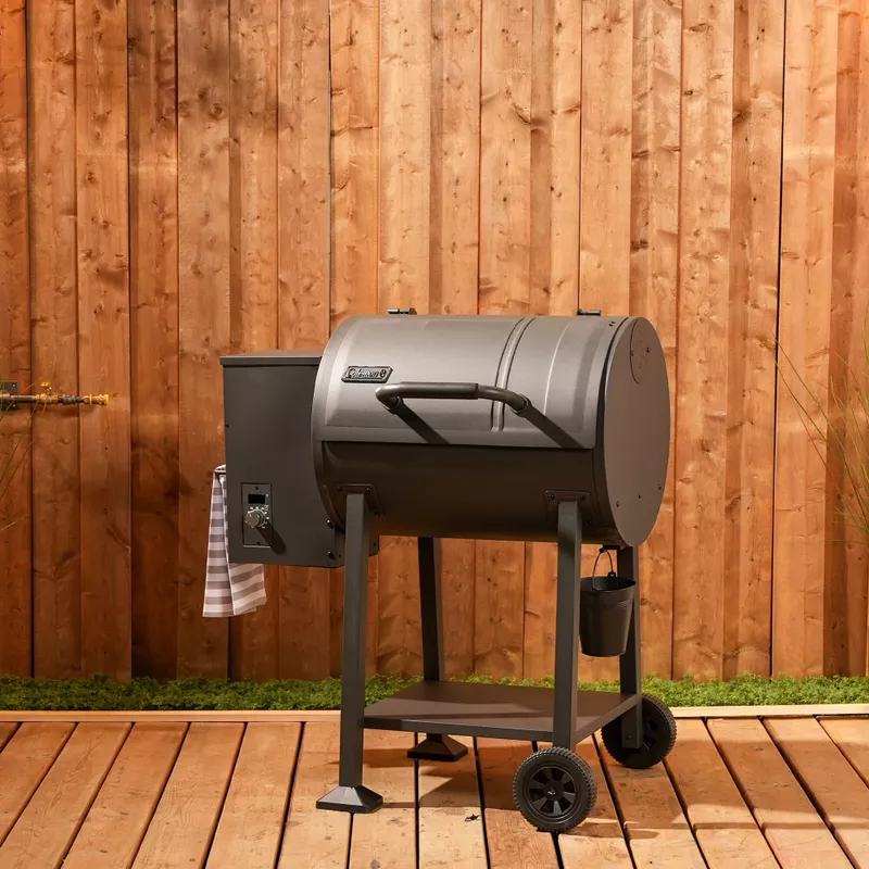 Coleman Cookout 700 Grilling Kit with Hardwood Pellet Grill and Heavy-Duty Cover