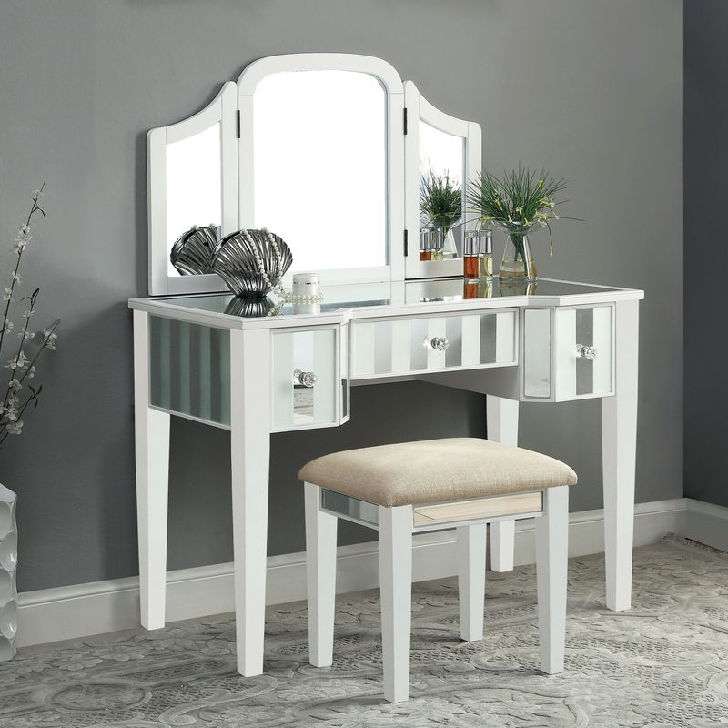 Contemporary Wood 3-Piece Vanity Set in White