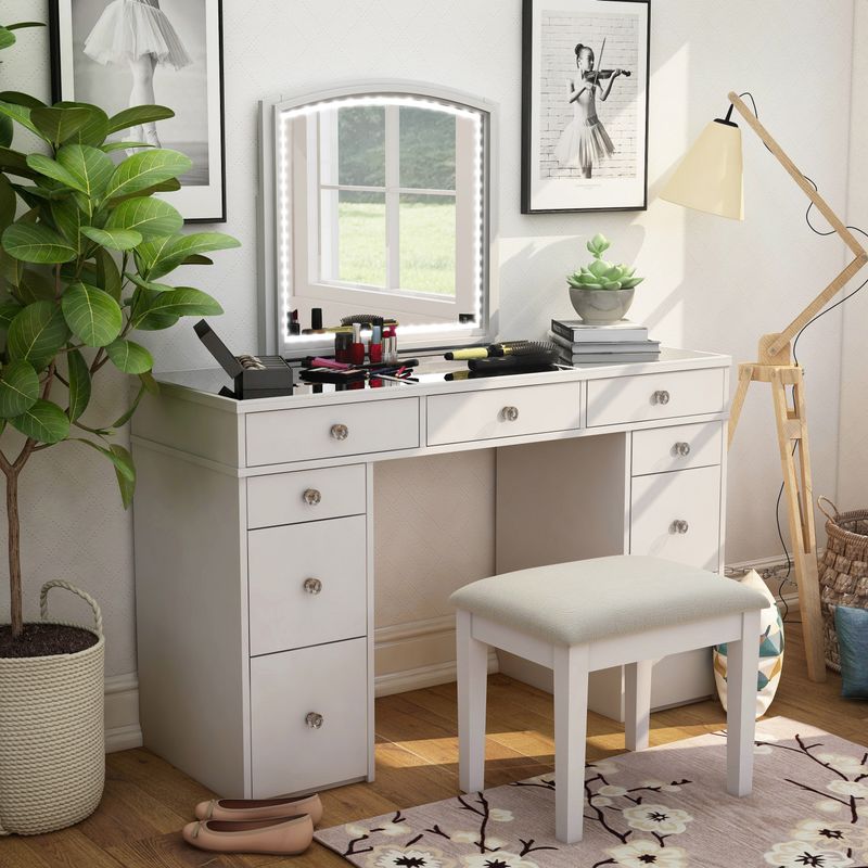 Contemporary Solid Wood 3-Piece Vanity Set in White