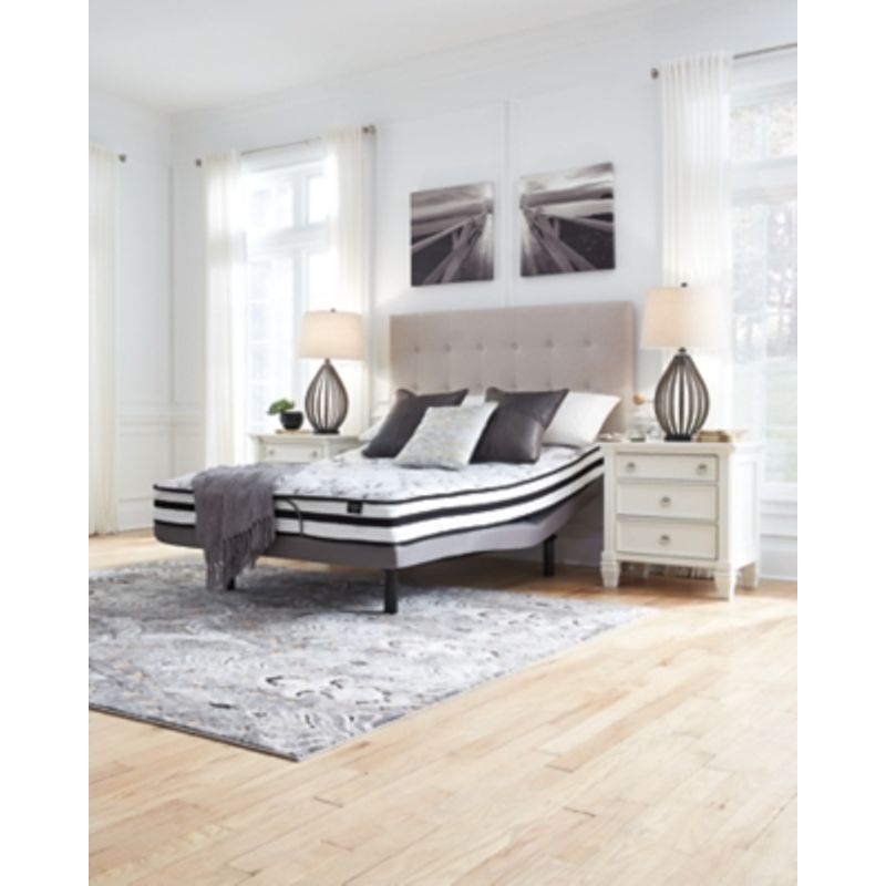 White 8 Inch Chime Innerspring Queen Mattress/ Bed-in-a-Box