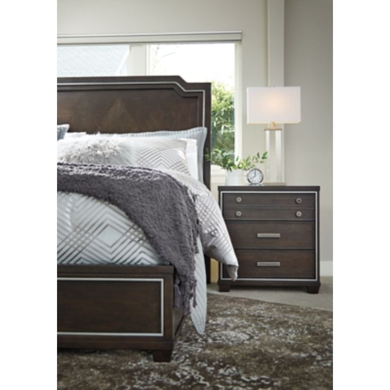 Silver Finish Aniela Metal Table Lamp (2/CN)