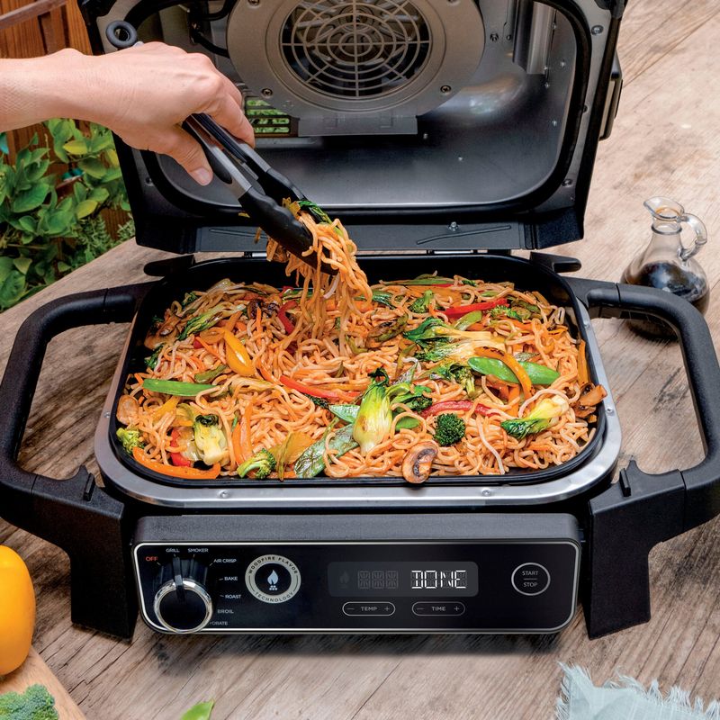 Ninja - Woodfire Outdoor Flat Top Griddle Plate - Black
