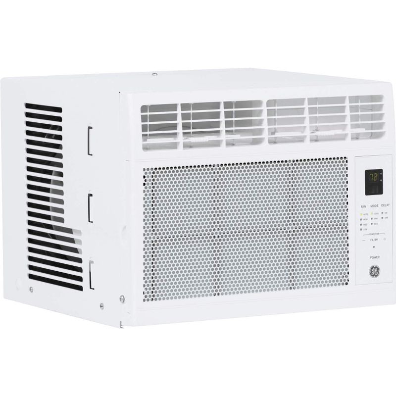 GE - 150 Sq. Ft 5000 BTU Window Air Conditioner - White