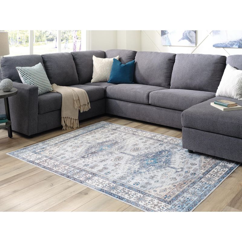 Hebruns Large Rug