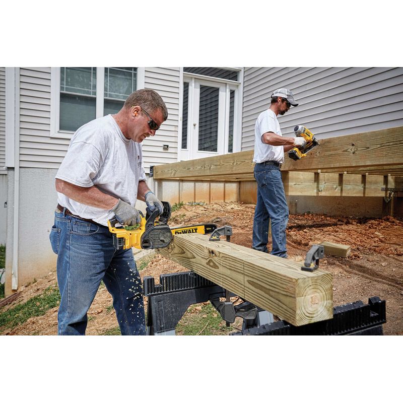 DeWalt - 20V MAX XR 12 Cordless Chainsaw