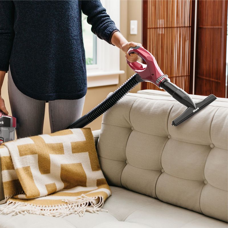 Shark - Navigator Lift-Away Self-Cleaning Vacuum
